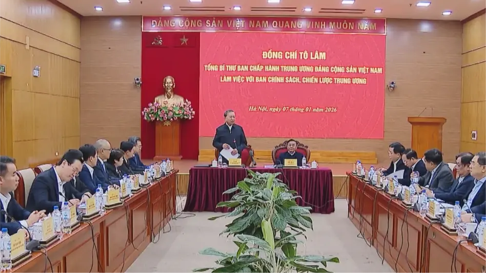 Khơi dậy khát vọng cống hiến, vươn lên bằng tri thức và sáng tạo